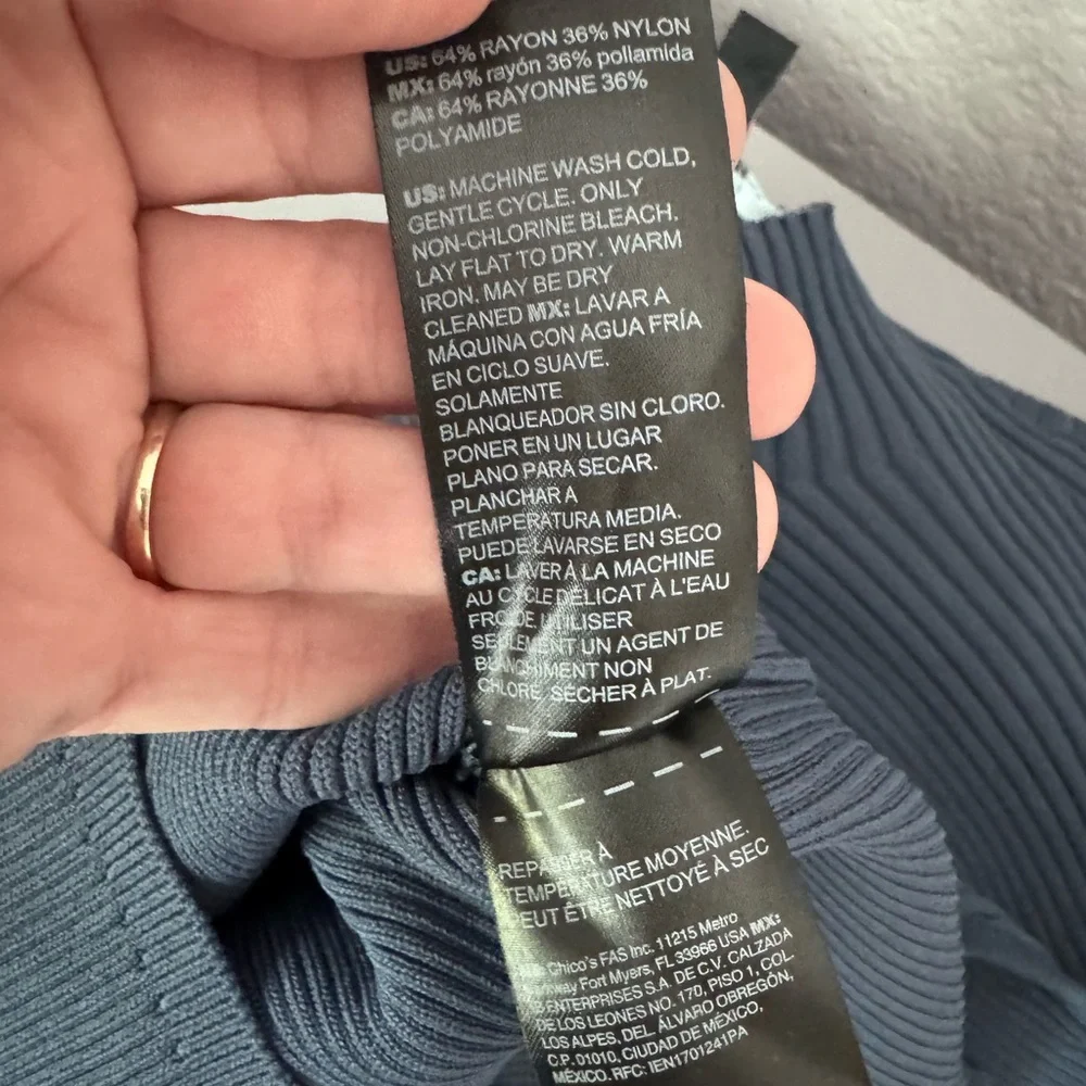 White House Black Market Blue Ribbed Sleeveless Sweater. - Picture 9 of 11